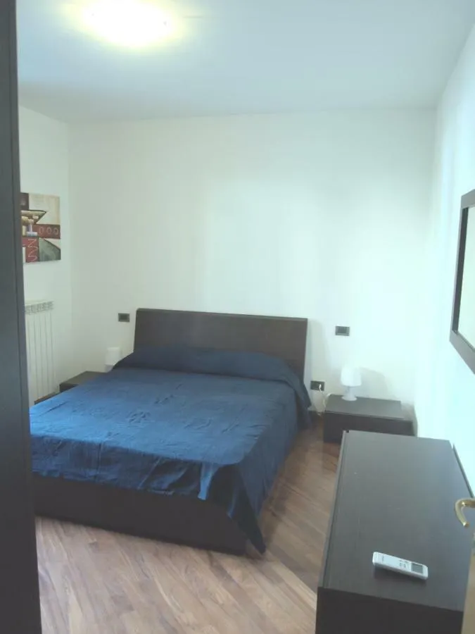Casa Vacanze Marone Semesterbostad